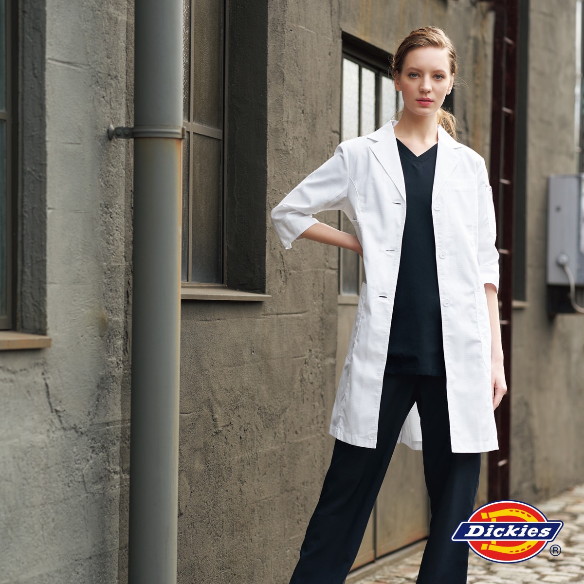 2533pr レディスシングルコート 7分袖 医療用白衣 介護ユニフォーム 事務服のフォーク株式会社