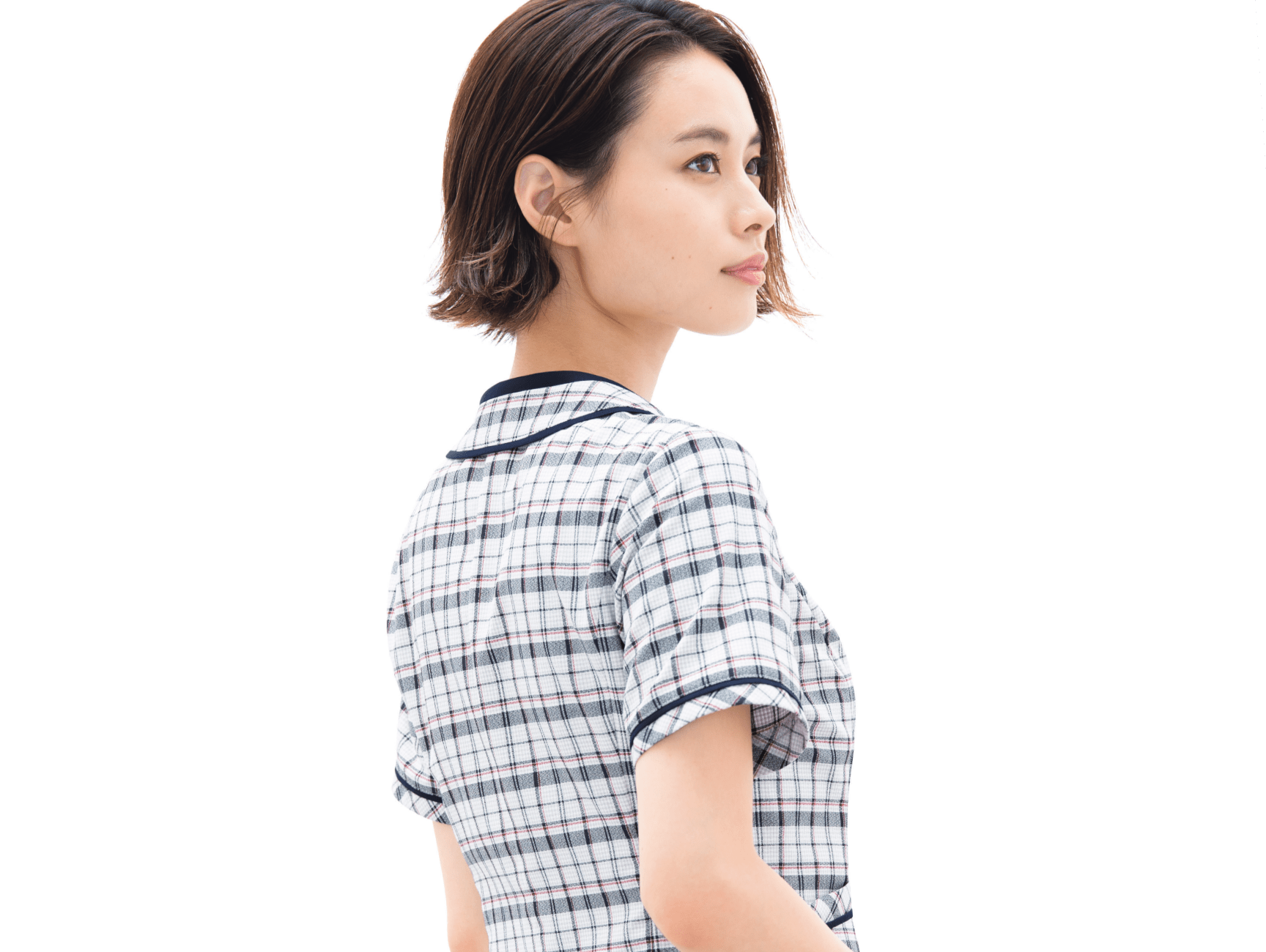 毎日着る事務服にこそ、究極の着心地を